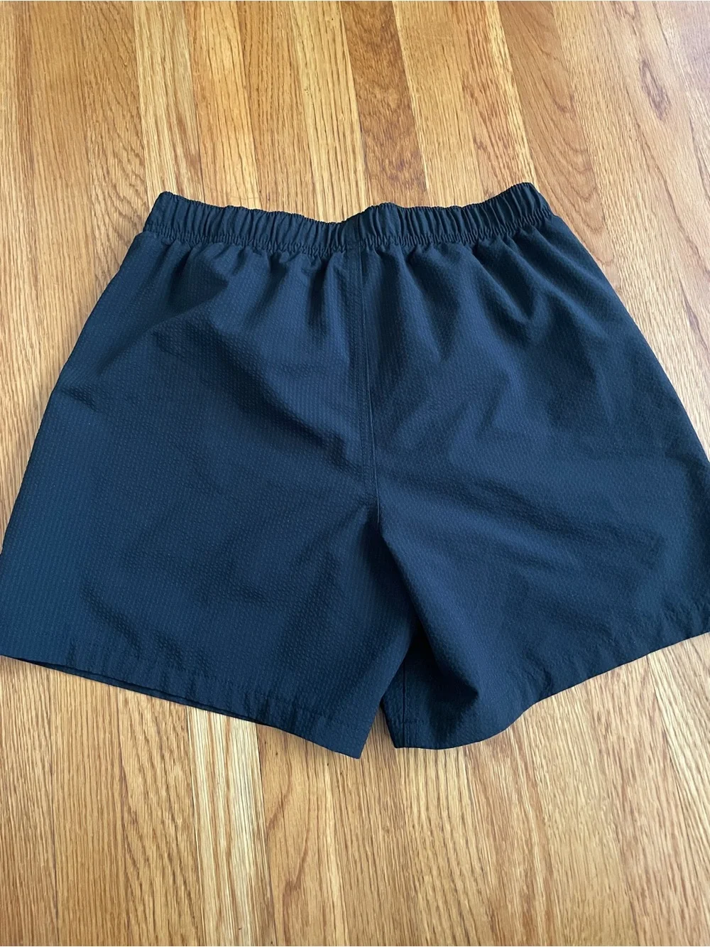 Hollister Men's Black lined seersucker swim Shorts M